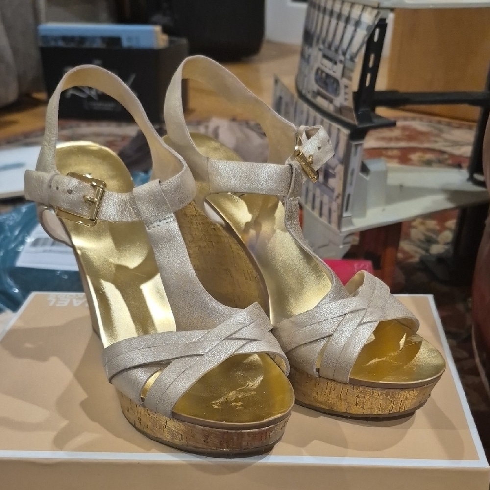 Michael By Michael Kors Metallic Gold T-Strap Cork Wedge Sandals Size 10